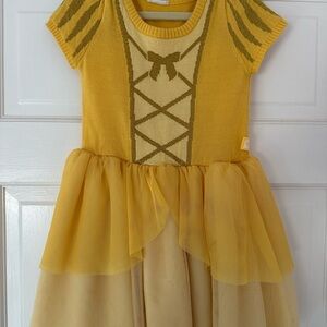 Disney princess Belle dress up